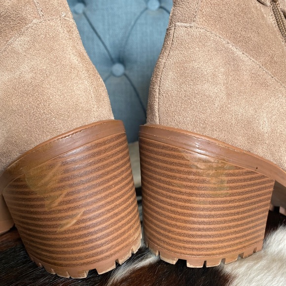 Nine West Fur with laces and buckle - Picture 2 of 6